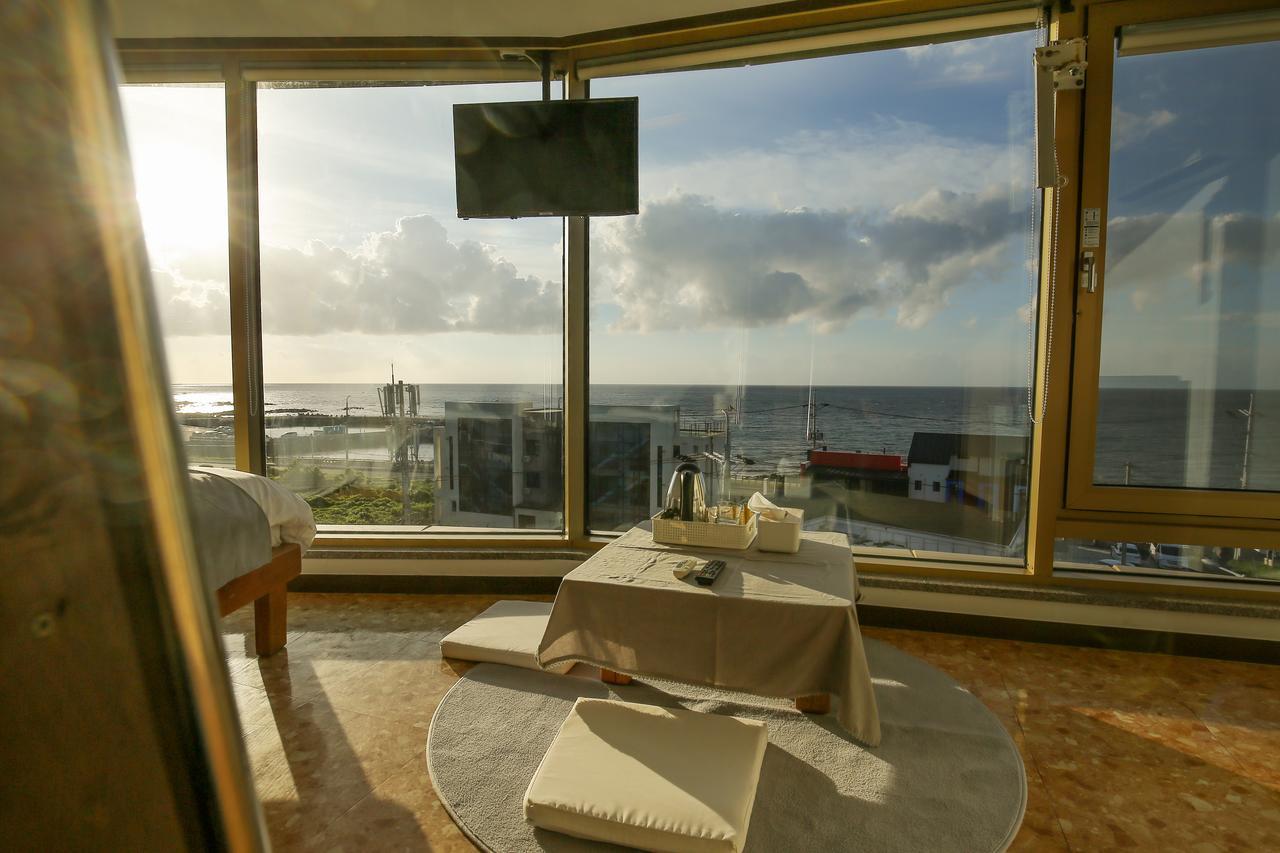 Viewtower Resort เมืองเชจู ภายนอก รูปภาพ